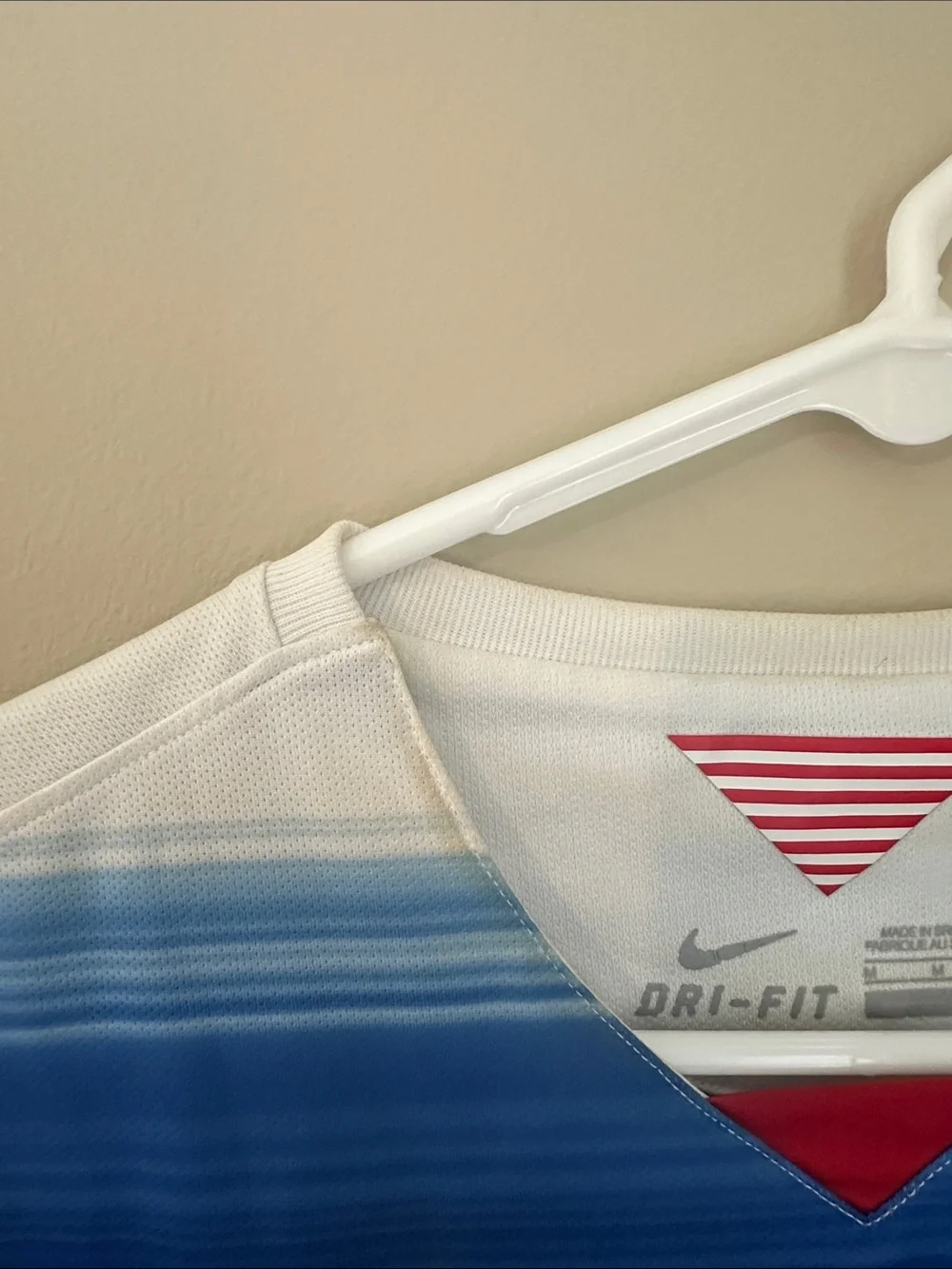 Nike women’s Blue US Soccer Jersey